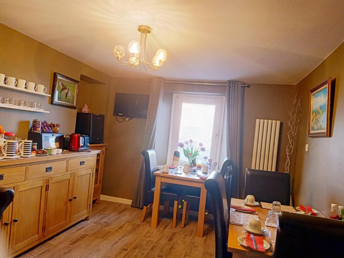 The Milton Accommodation Elgin Buitenkant foto