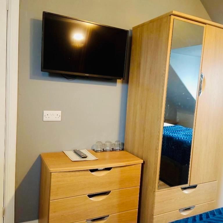 The Milton Accommodation Elgin Buitenkant foto