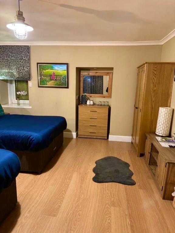 The Milton Accommodation Elgin Buitenkant foto